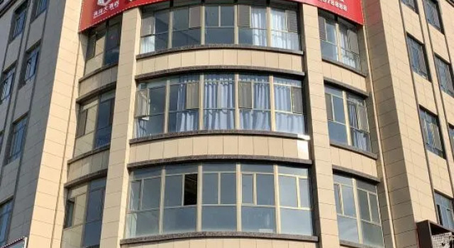 Shihe Zirunbang Hotel, Rezervasyon Otel Shihezi Xinjiang