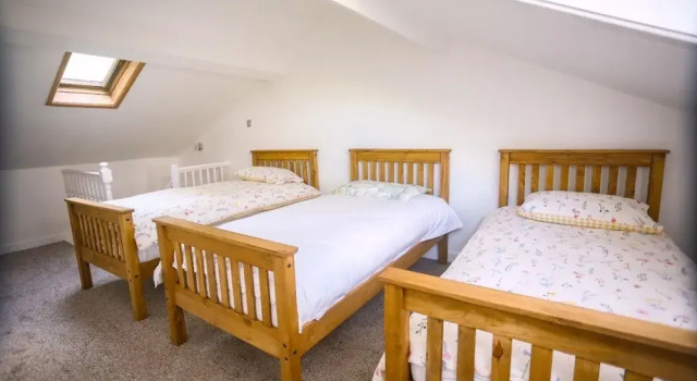 2-bed Apartment, Sleeps 6, 8-min Walk to Centre, Varaa Huoneisto Asunnot kohteessa Merseyside, Huoneisto