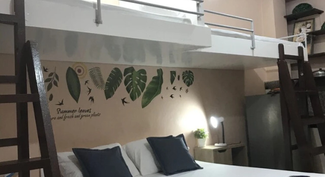 Ekonomi oda Palompon Traveler's Lodge