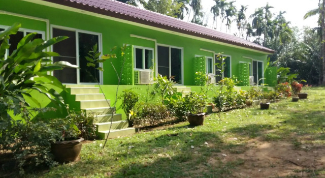 Полулюкс Sab Ananta Resort @ Ratchakrud Ranong