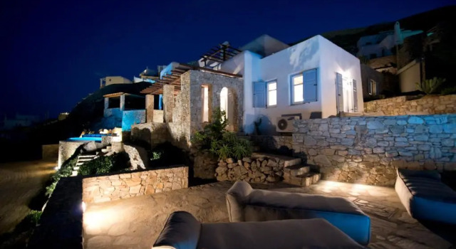 Вилла Villa Ammonite with heated pool by Diles Villas