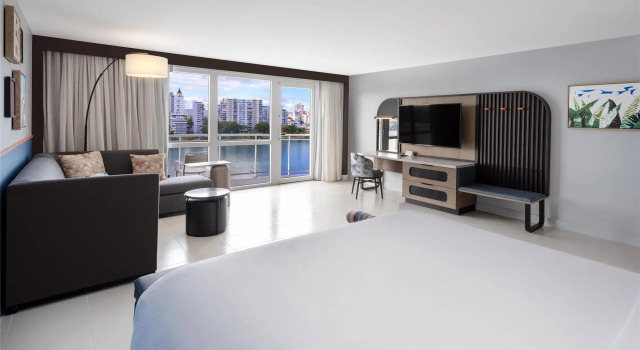 Полулюкс Hilton Garden Inn San Juan Condado