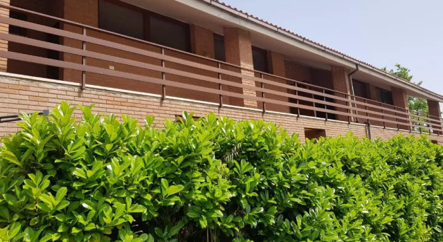 Oasi Club Village, Buchen Sie Hotel Rocca d'Evandro Kampanien