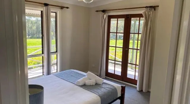 Коттедж Premium Cabins on Halls