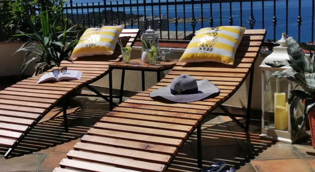 Апартаменты Deluxe Apartments Deak