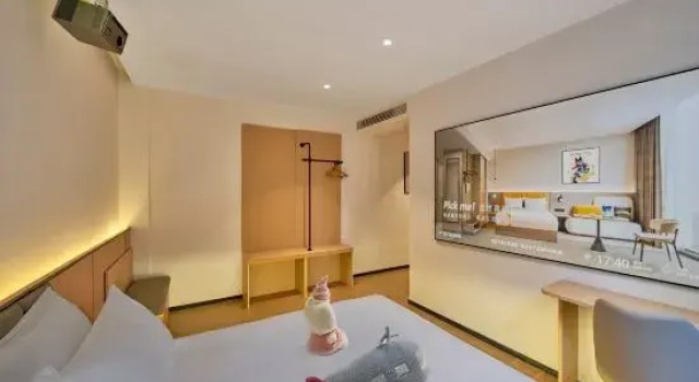 Семейный люкс Yixuan Hotel (Huai'an Hexia Ancient Town City Hall)