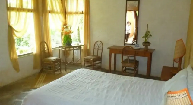 Ram Tzul, Reserva ahora Hotel Salamá 