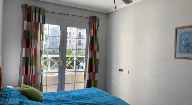 Sunny apartment in Albir el Point, Забронировать Апартаменты/квартира Отели Альфас-дель-Пи с бассейном, Бассейн