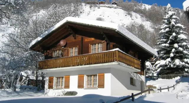 Walliser Chalet, Prenota Chalet Hotel a Canton Vallese con piscina, Piscina