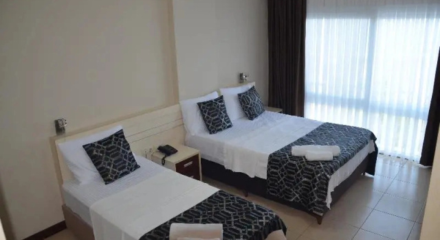 Трёхместный номер Standard с балконом Denizkumu Hotel