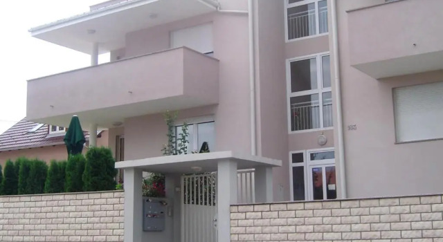 Апартаменты Apartmani Almica