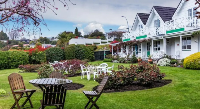 Апартаменты Phoenix Thermal Resort - Taupo