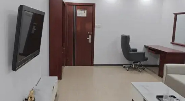 Люкс Urumqi Xiangwan Business Hotel