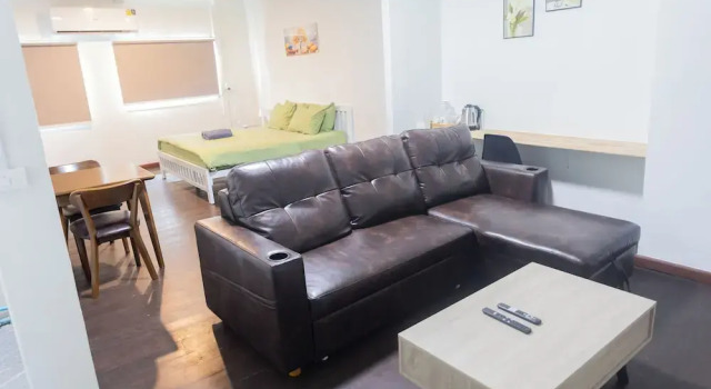 Люкс Deluxe Bangkok Cozy Home @Khaosan Road