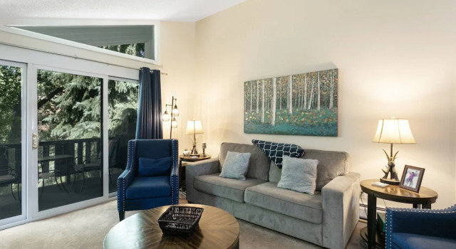 9 Sandstone70 3 Bedroom Condo by RedAwning