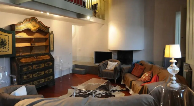 Cozy Central City Apartment
