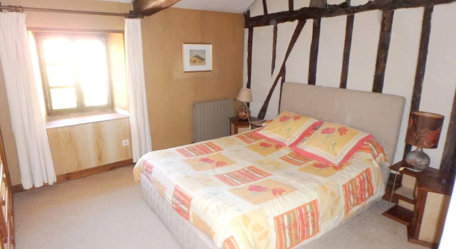 House With 4 Bedrooms in Crastes, With Wonderful Mountain View, Privat, Book Vacation Home Hotels in Gers with a Pool, Swimming Pool