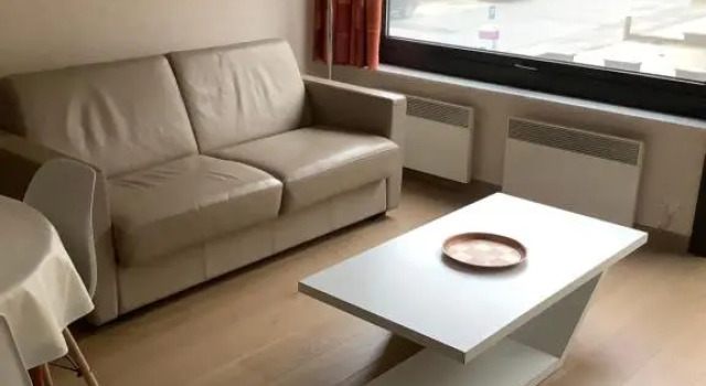Zongerichte Studio Sint-Idesbald Met Mooi Zeezicht, Varaa Hotelli Hotellit Brussels pysäköinnillä, Pysäköinti