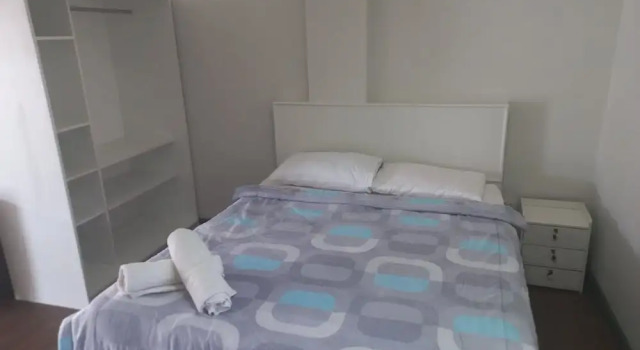 Студия Kingston Lodge
