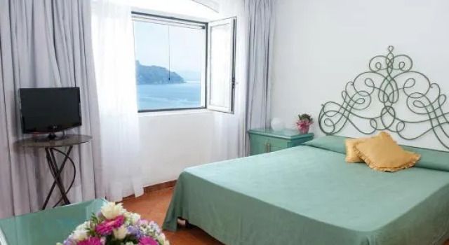 Holiday In Amalfi