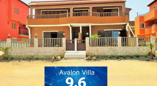 Апартаменты Avalon Villa