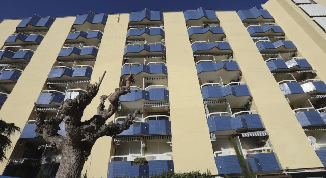 UHC Alborán Apartments
