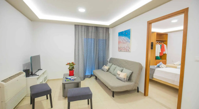 Rhodes City Center Suite