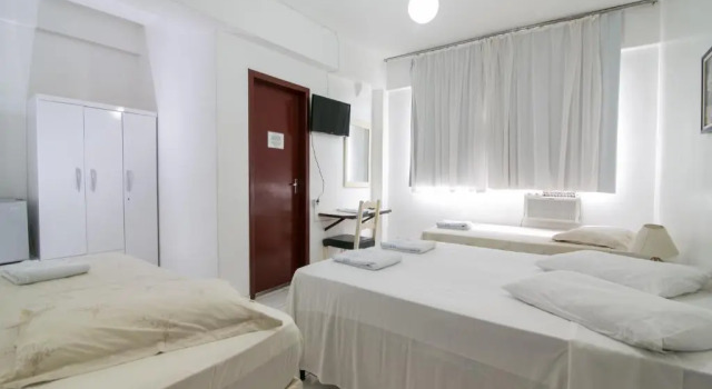 Четырёхместный номер Superior Grand Prix Hotel
