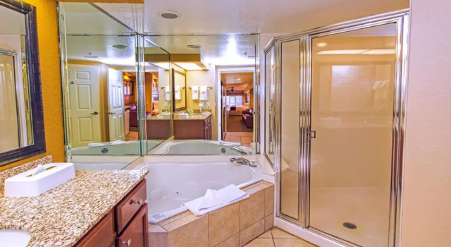 Студия Deluxe Stunning Condo Near Universal Studios