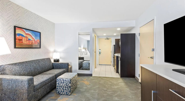 Студия Home2 Suites By Hilton Youngstown