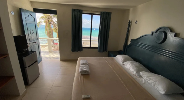Двухместный номер Standard Chichis and Charlies Beachfront