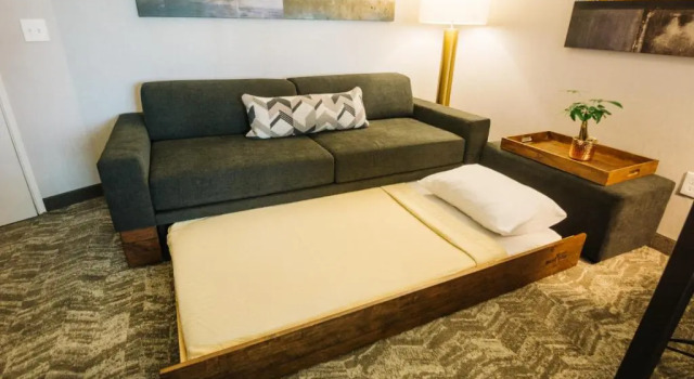 Четырёхместный люкс SpringHill Suites by Marriott Birmingham Gardendale