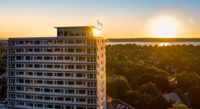 Ramada Hotel & Resort Lake Balaton, Book Ferieresort Balatonalmádi Veszprem