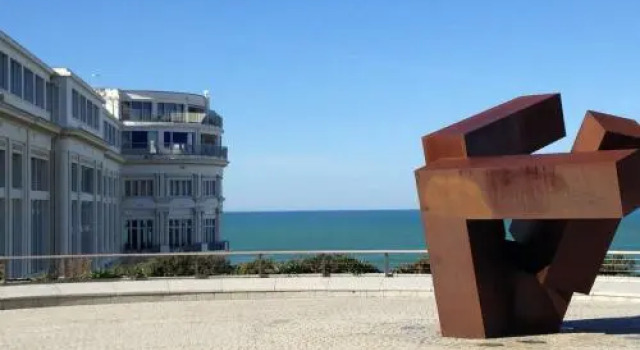 Apartment Bellevue 2 - Biarritz, Забронировать Апартаменты/квартира Апартаменты Биарриц, рядом с Приход Нотр-Дам-дю-Роше - Церковь Св. Карла, Апартаменты/квартира