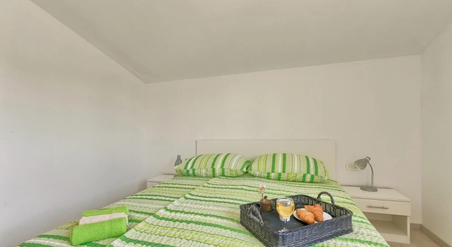 Amazing Home In Stinjan, Забронировать Отель Отели Штиньян 3 звезды, 3*