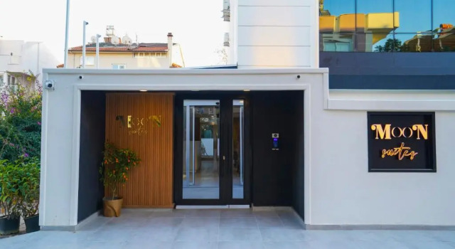 Апартаменты Moon Suites