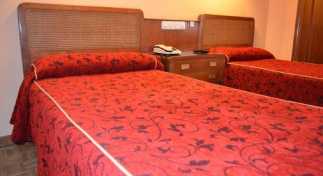 Hostal Cortés, Book Hotel Cheap Hotels in Castilla-La Mancha