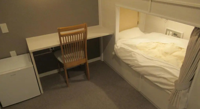 Мужская капсула Economy Hotel Grand Terrace Chitose