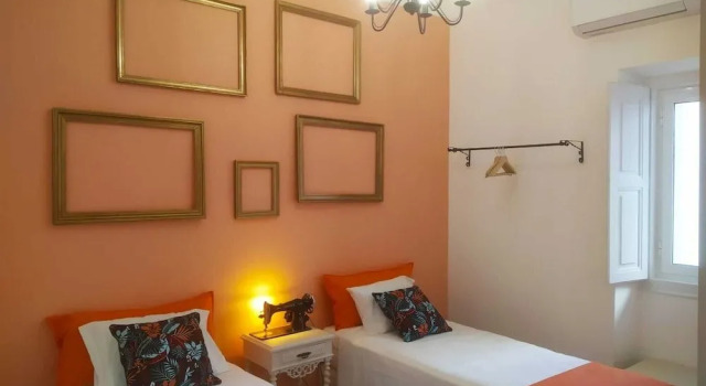 Casa c/ Piscina e Terraço em Faromystay, Забронировать Отель Фару Nature Reserve Ria Formosa, рядом с Муниципальный рынок Фару
