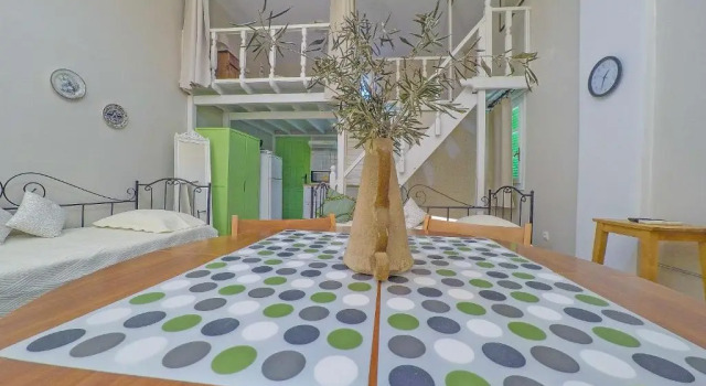 Семейные апартаменты Мансарда с видом на море Kypri Apartments