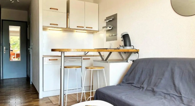 Appartement Bormes-les-Mimosas, 1 pièce, 2 personnes - FR-1-251-414