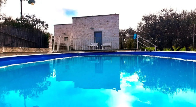 Lamia Pieranna, Buchen Sie Hotel Hotels in Cisternino mit Pool, Schwimmbad