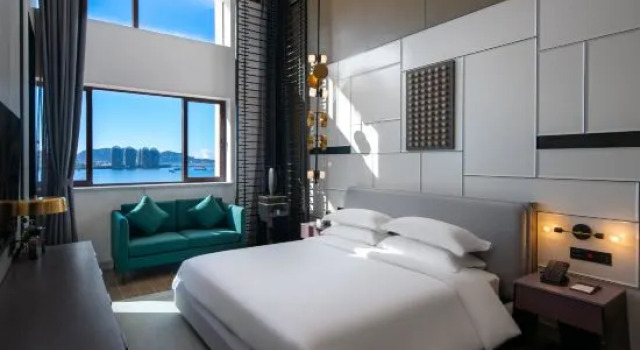 Люкс Отель Golden Phoenix Sea View