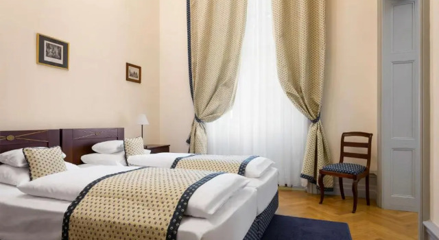 Четырёхместный номер Superior Károlyi Kastély Hotel & Restaurant