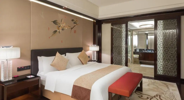 Номер Standard Crowne Plaza Chengdu Panda Garden by IHG