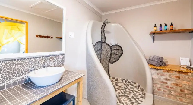 Семейный номер Standard Gondwana Etosha Safari Camp