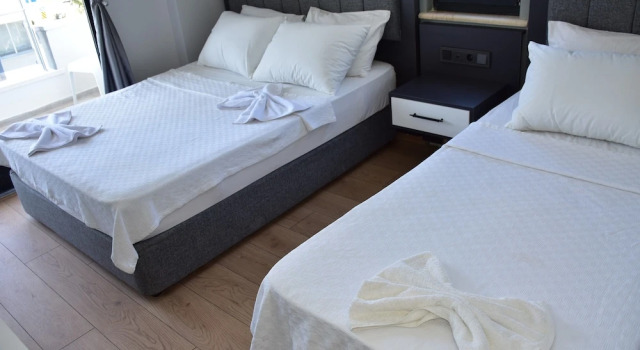 Трёхместный номер Standard с балконом Hotel London Blue
