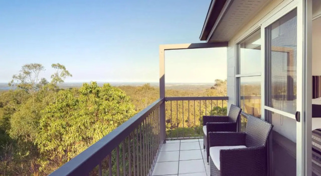 Номер Deluxe Mercure Clear Mountain Lodge