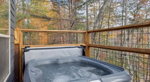 Апартаменты 2 Brand New Cabins for Family Retreat