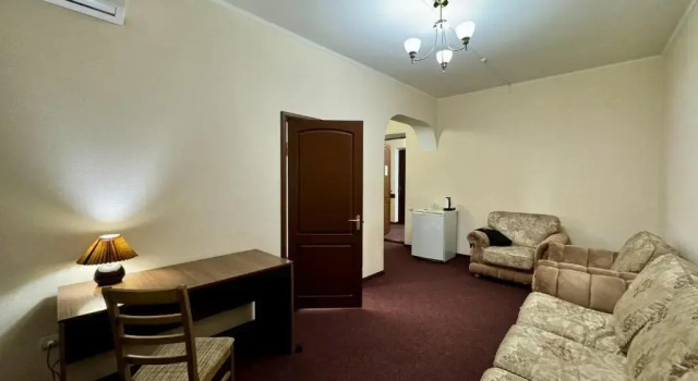 Двухместный полулюкс Hotel Zhambyl